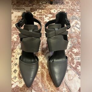 Gray Aldo Heels Gallese 9.5 Leather
